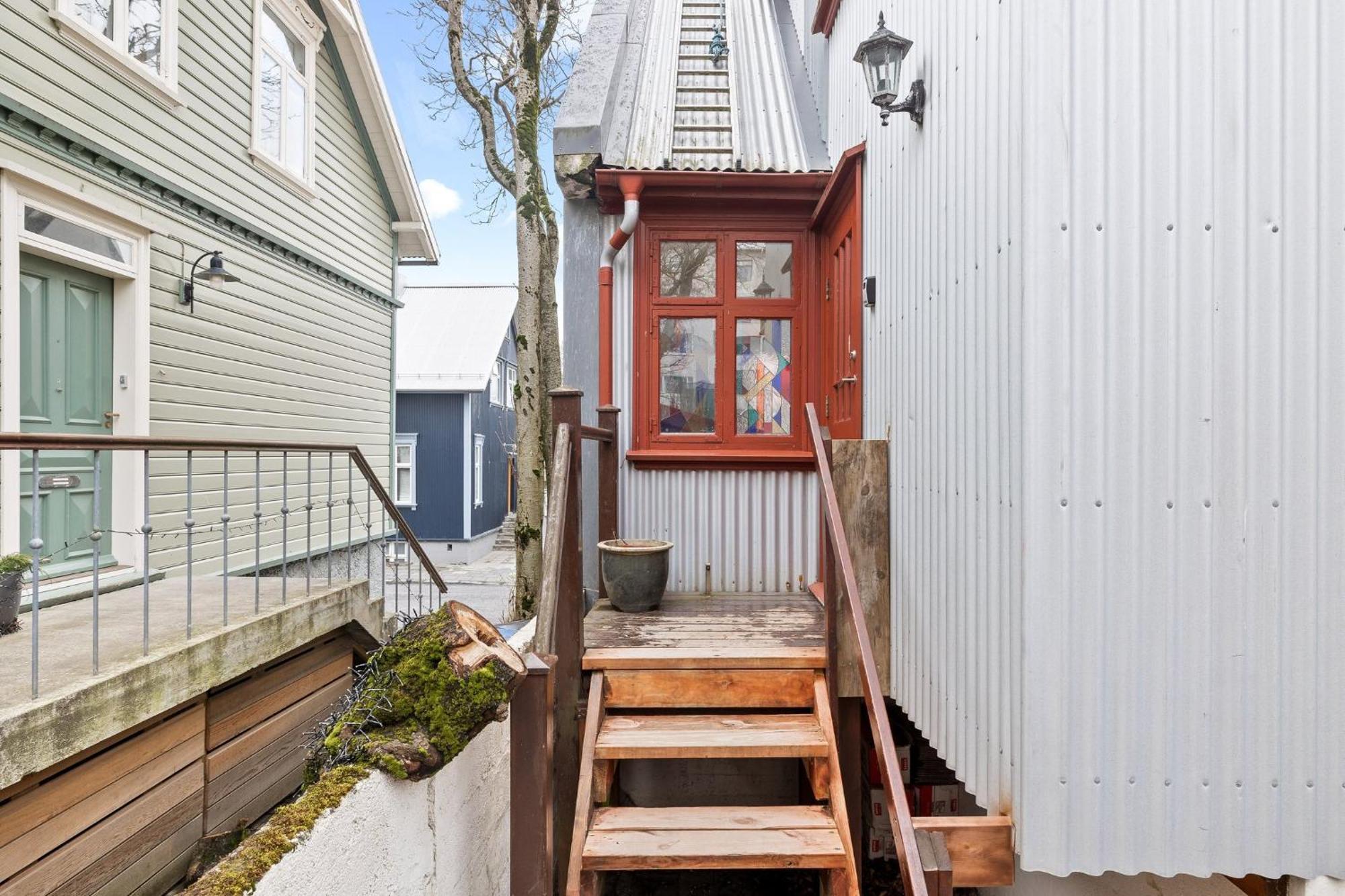 Downtown Reykjavik Baldursbra Holiday Home Kültér fotó